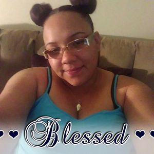 Meet your Posher, Desirea